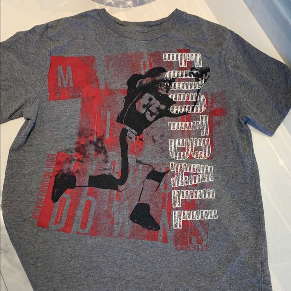 Gap tee